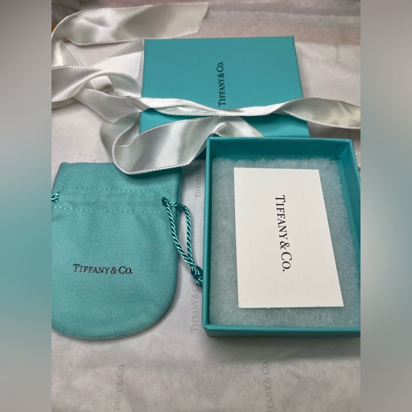 Tiffany & Co Heart Key Charm - Picture 5 of 8